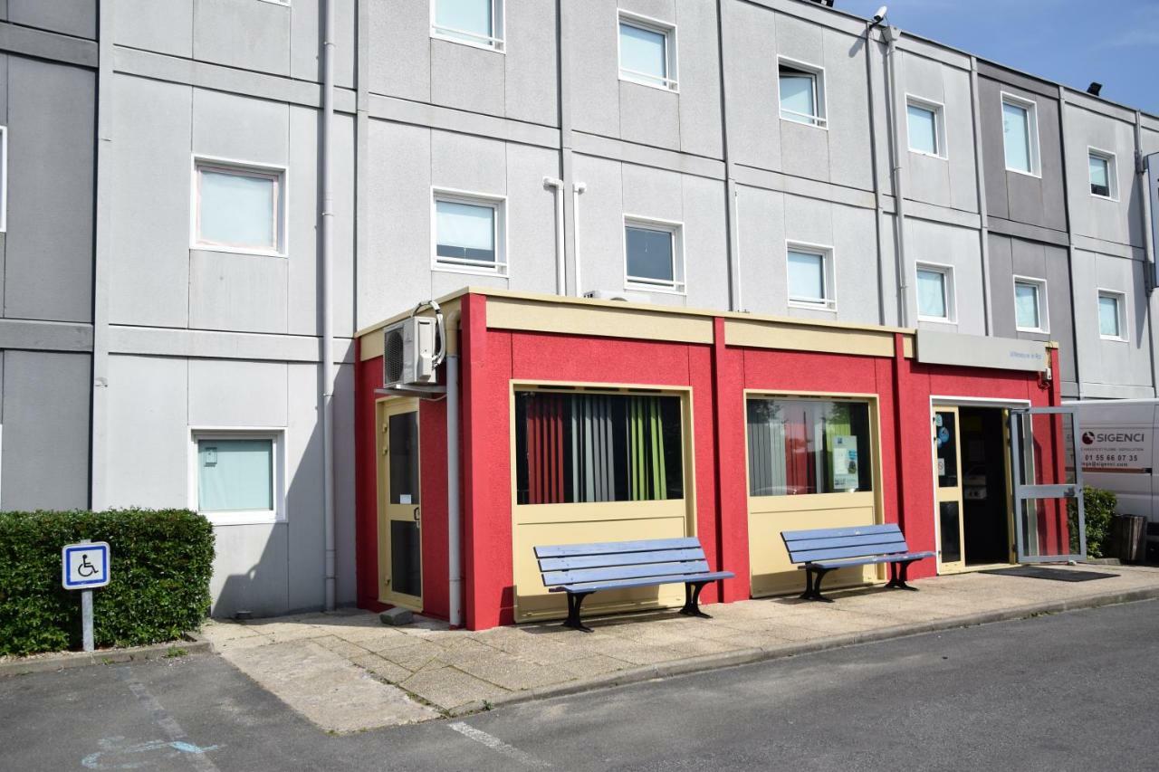 Design Booking Villeneuve le Roi Bagian luar foto